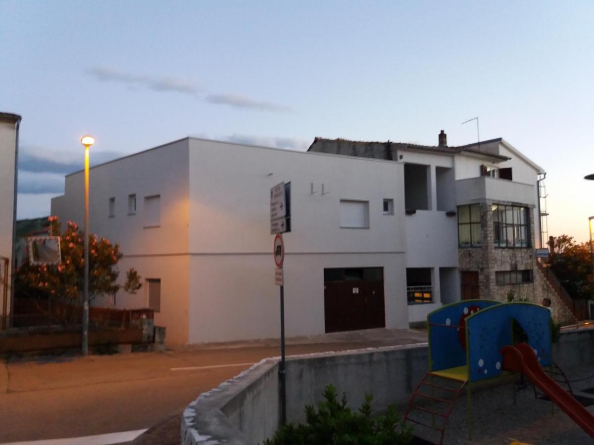 Viktoria Apartmán Primosten