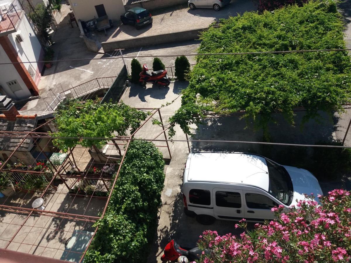 Viktoria Apartmán *